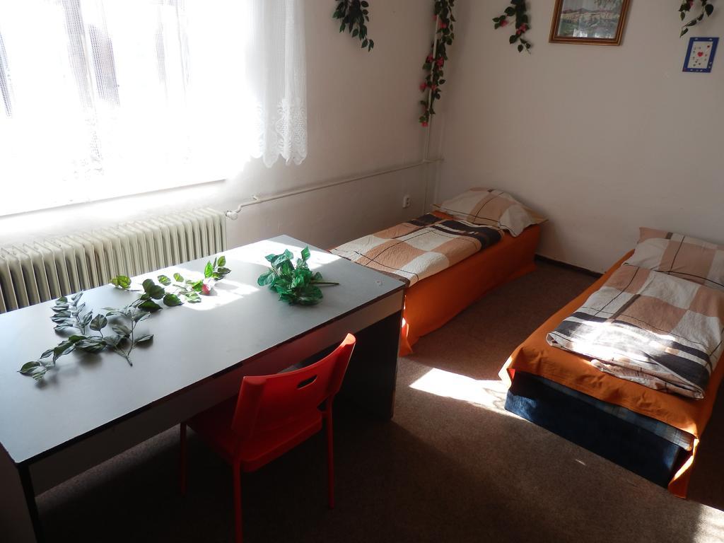 Ubytovna Pod Mostem Ostrava Zimmer foto