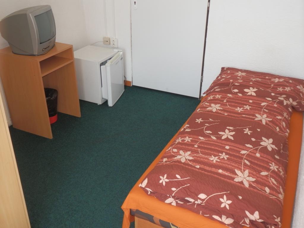 Ubytovna Pod Mostem Ostrava Zimmer foto