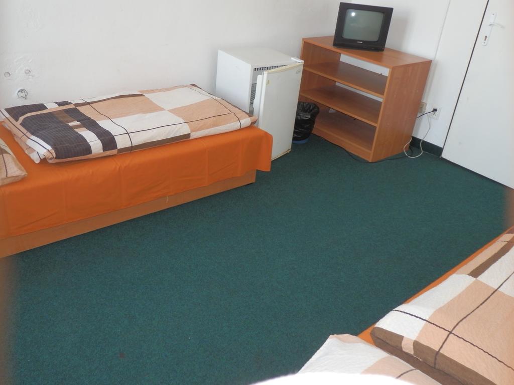 Ubytovna Pod Mostem Ostrava Zimmer foto