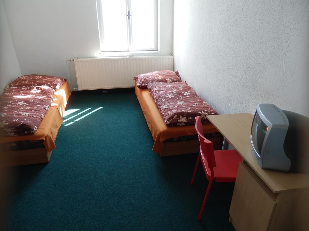 Ubytovna Pod Mostem Ostrava Zimmer foto