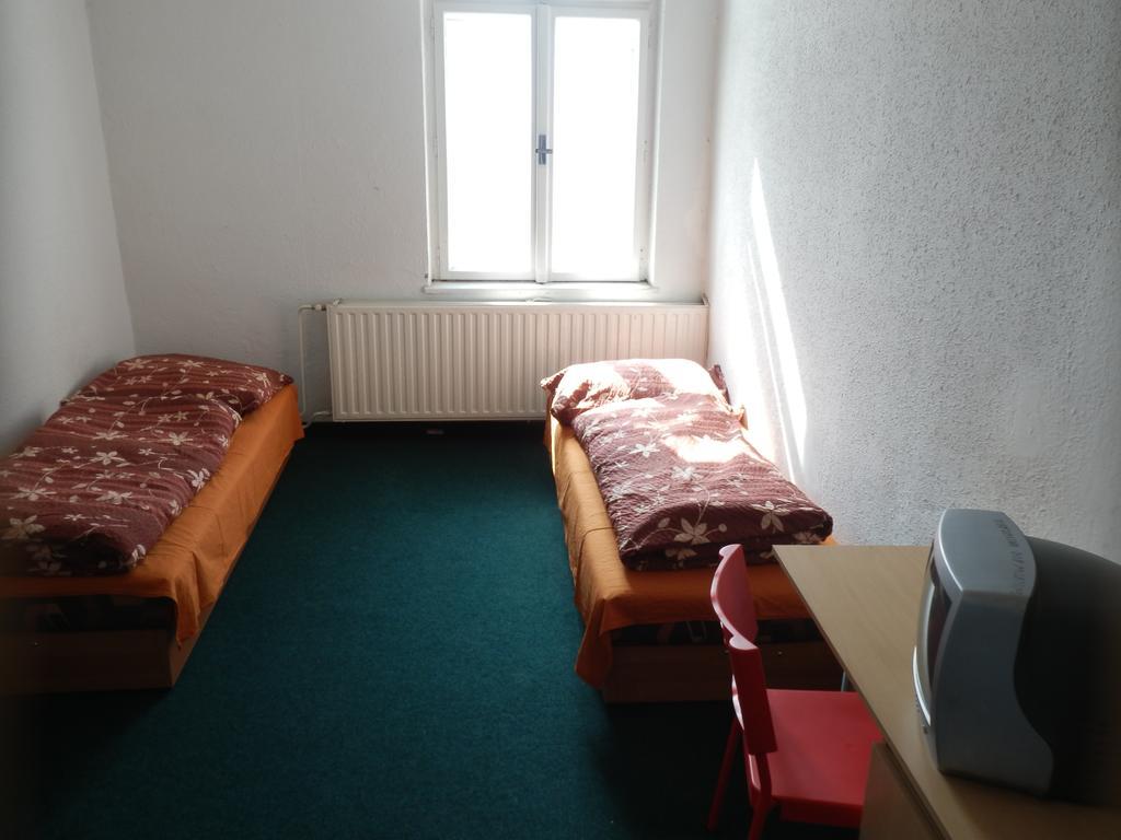 Ubytovna Pod Mostem Ostrava Zimmer foto