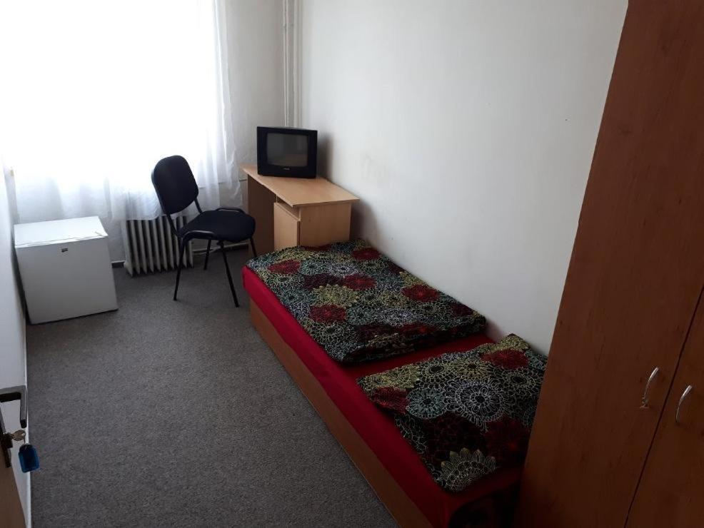 Ubytovna Pod Mostem Ostrava Exterior foto